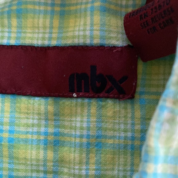 MBX Men’s medium short sleeve button down with collar - Picture 4 of 8